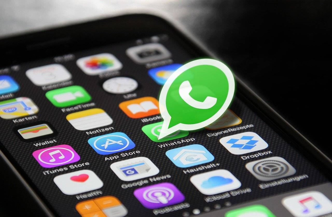 WhatsApp agora com senha para chats