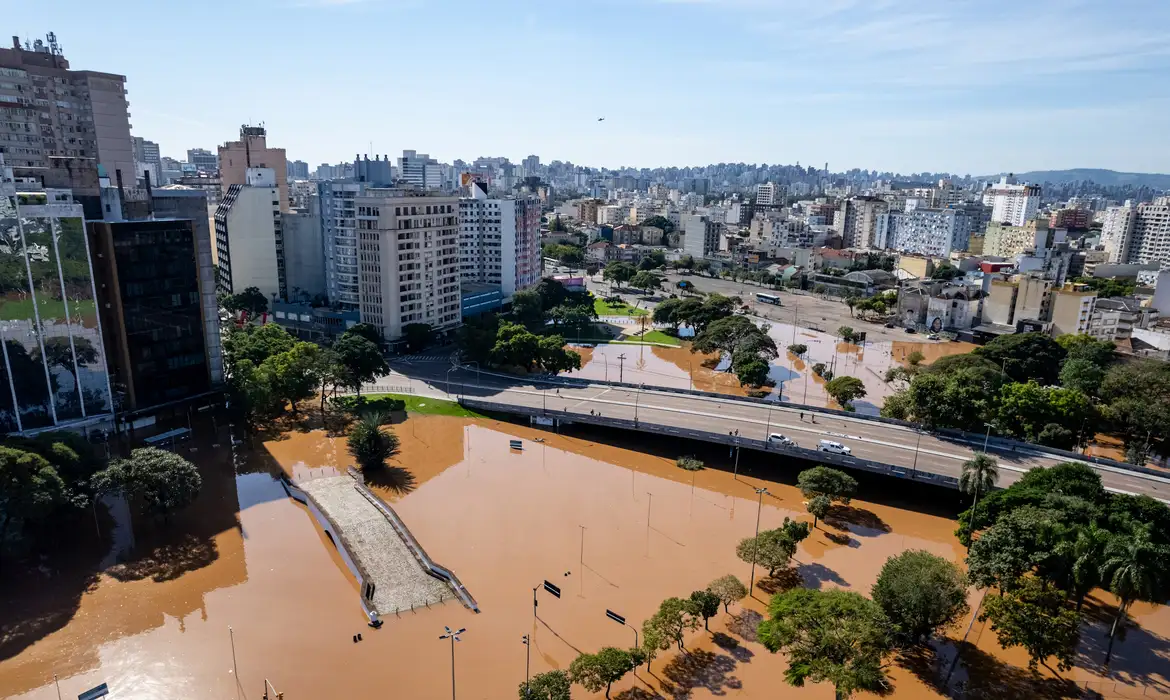 Enchentes no Rio Grande do Sul